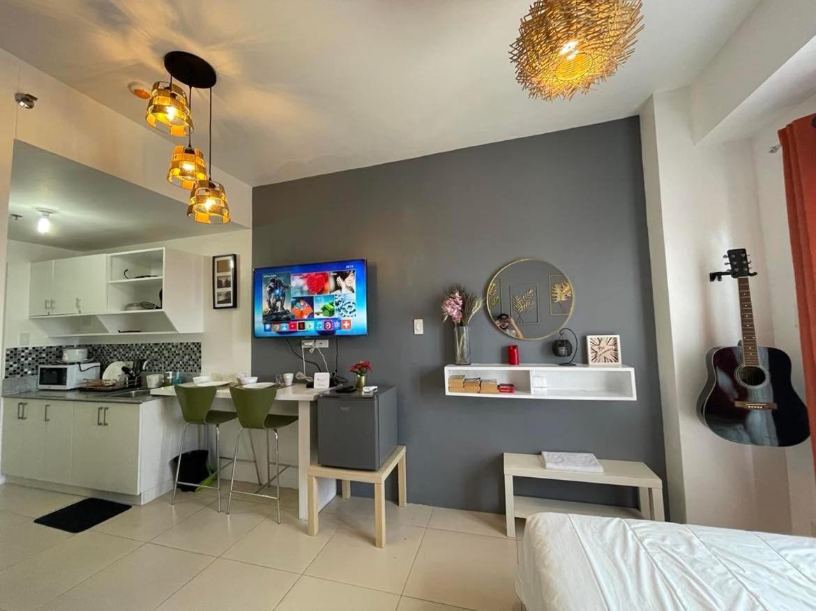 Cool Suites At Wind Residences Tagaytay Staycation- Im Hana 1 Tagaytay City ภายนอก รูปภาพ